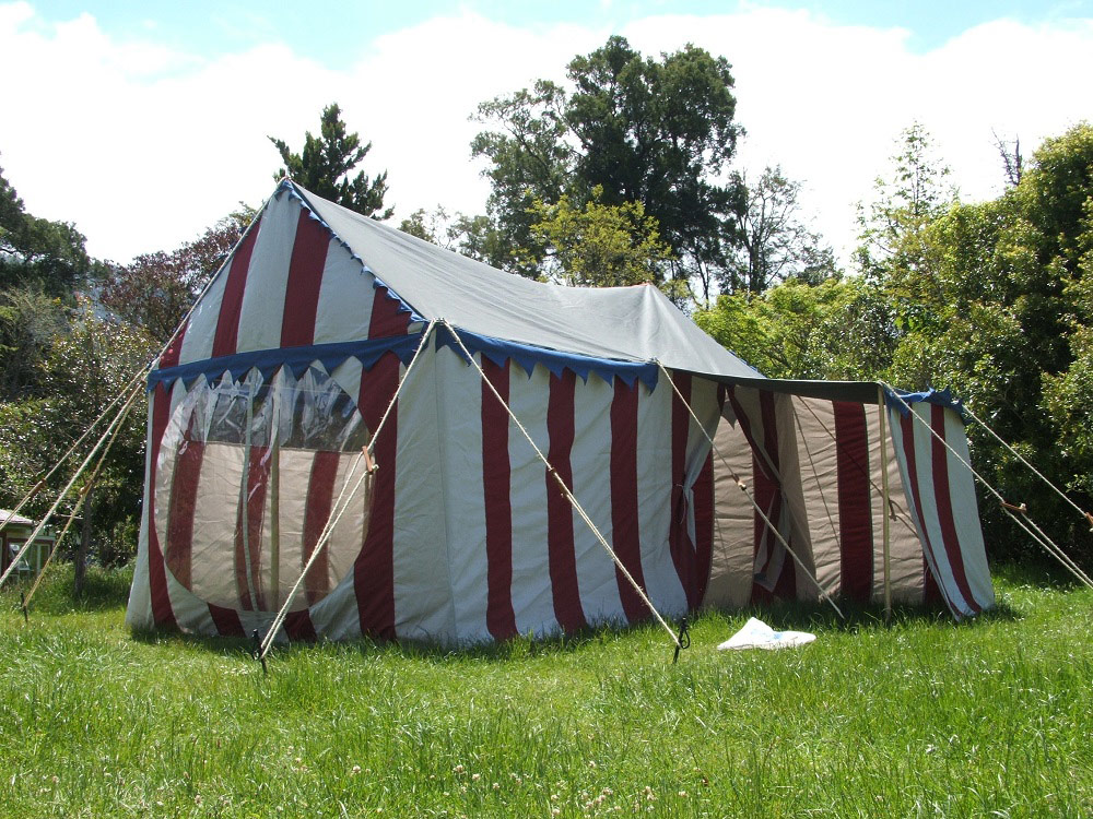 custom-tent-10